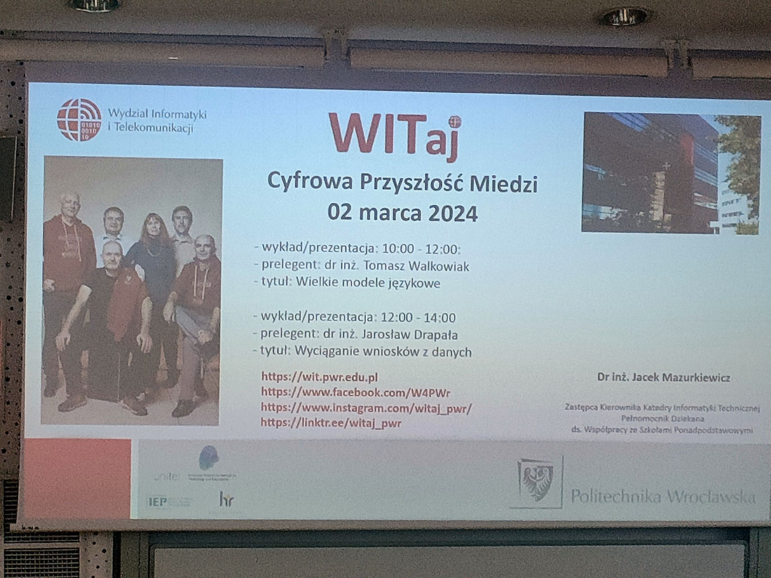 CZYTELNIA