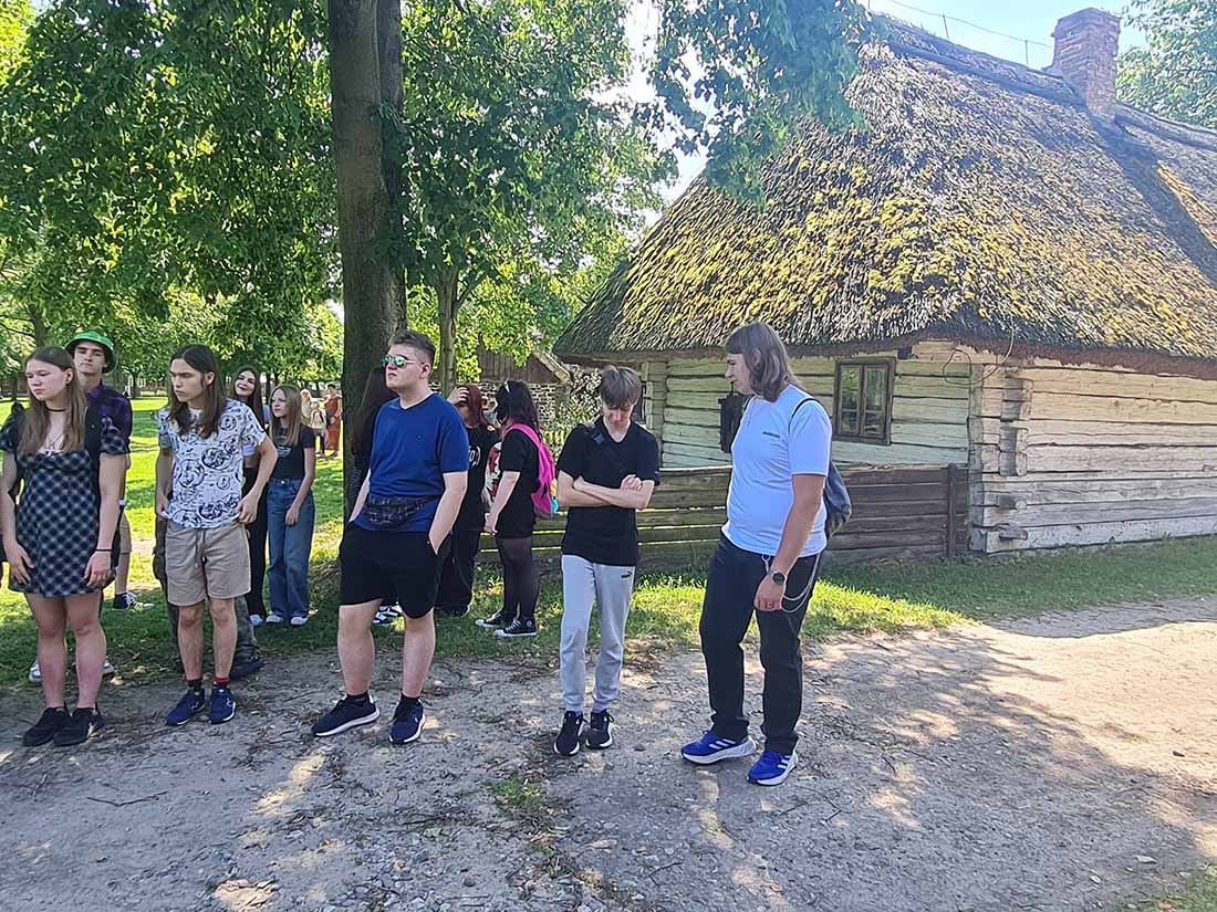 DOBRE KOMUNIKACJE