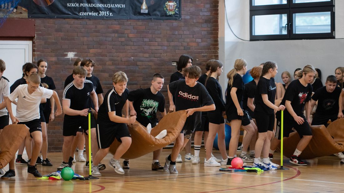 WŁÓŻ SPORTOWE GACIE
